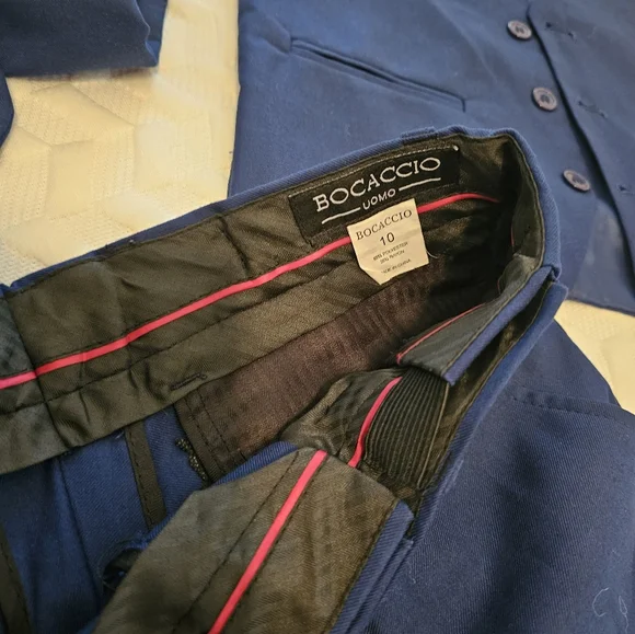 Blue suit size 10 - Picture 2 of 8